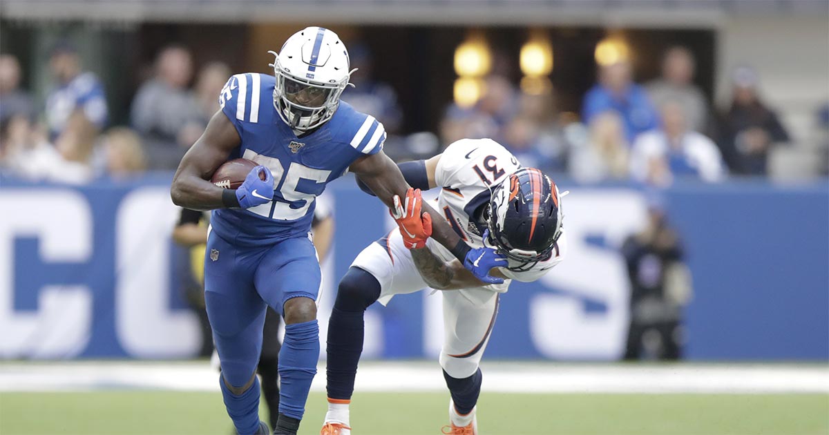 RB Marlon Mack scored 19.8 points in San Juan's victory.