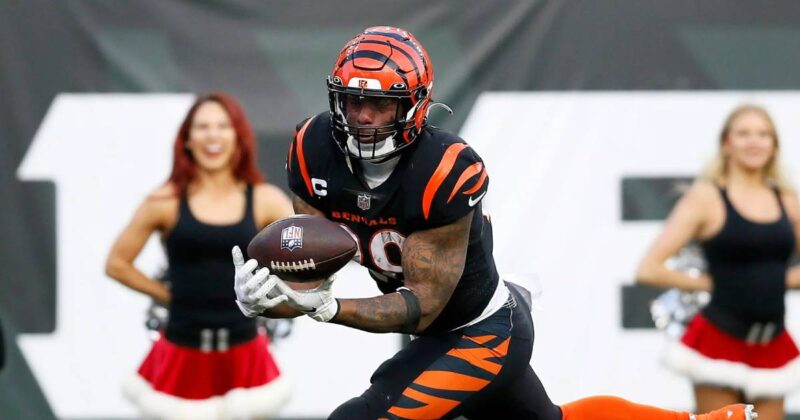 RB Joe Mixon tallied 35.1 points in helping lead Ukraine to victory.